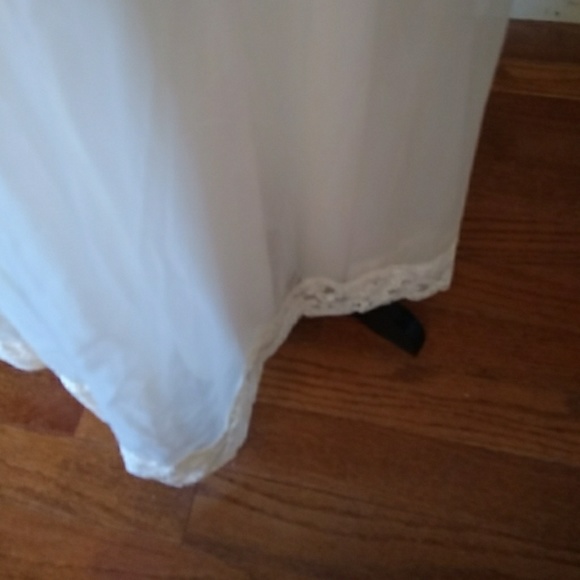 Lingerie - Picture 8 of 8